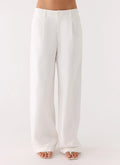Emilia Pant - White