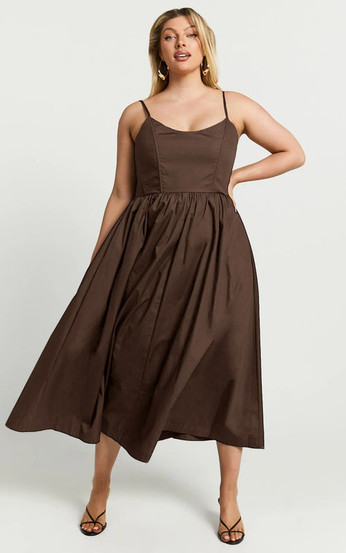 Braelyn Midi Dress - Scoop Neck Flare Dress in Chocolate